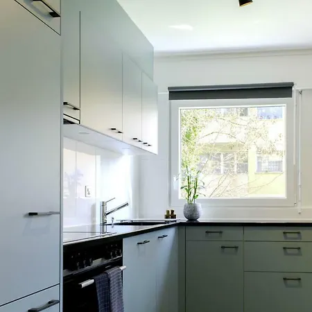 Magnifique De 2 Chambres à Coucher Avec Vue Sur Le Lac Apartamento
