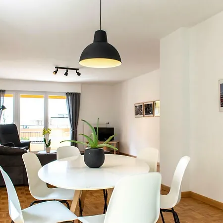 Magnifique De 2 Chambres à Coucher Avec Vue Sur Le Lac Apartamento *