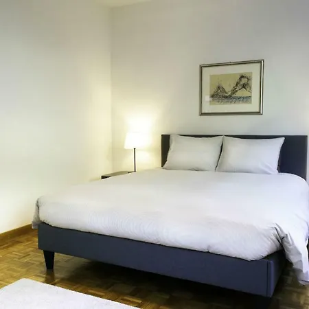 Magnifique De 2 Chambres A Coucher Avec Vue Sur Le Lac * Montreux